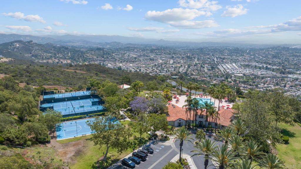 2435 Bear Rock