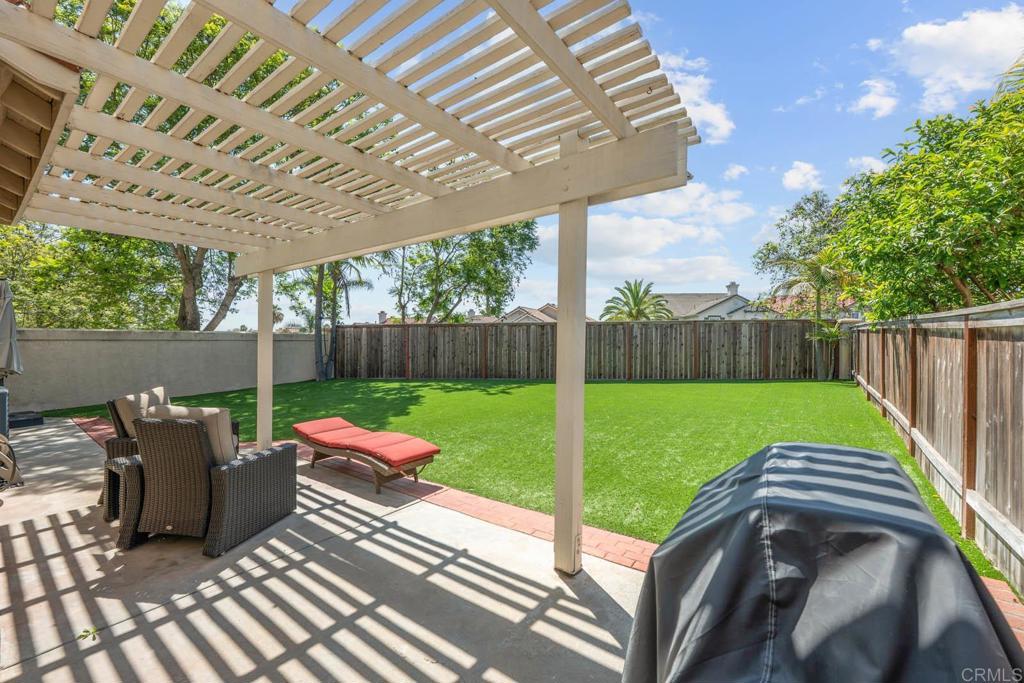 2435 Bear Rock