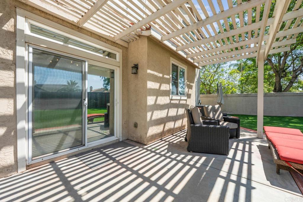 2435 Bear Rock