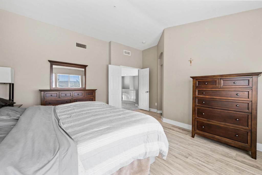 2435 Bear Rock