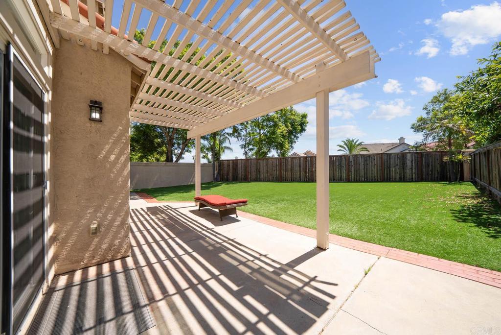 2435 Bear Rock