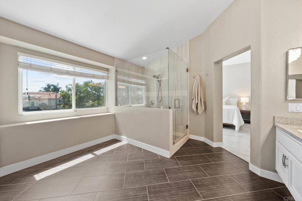 2435 Bear Rock