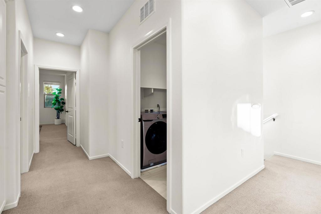 1917 Avenida Echeveria 43