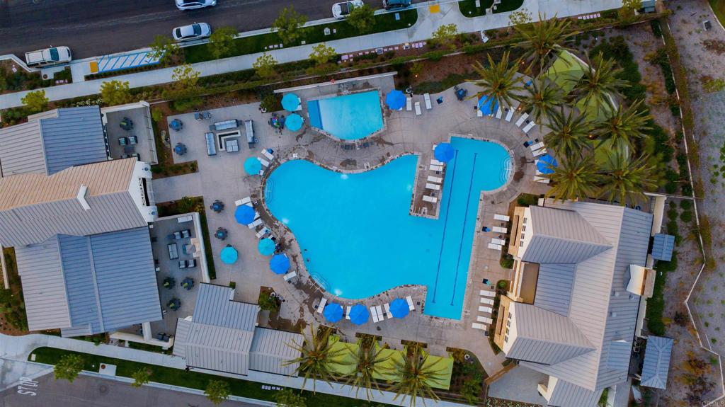 1917 Avenida Echeveria 43