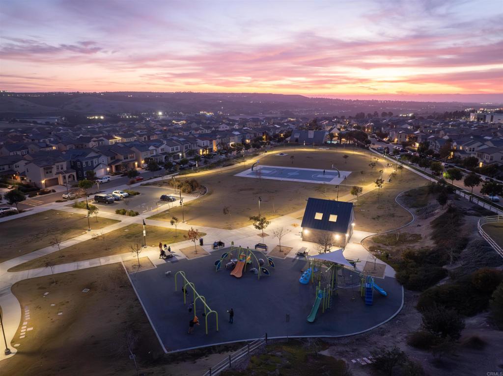 1917 Avenida Echeveria 43