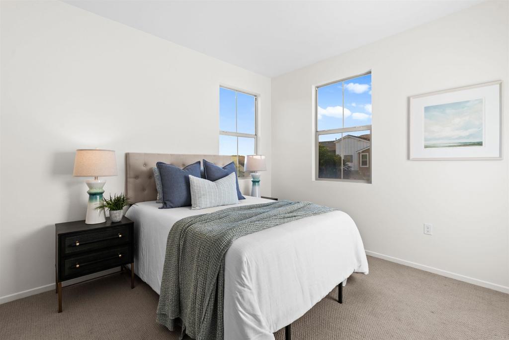 1917 Avenida Echeveria 43