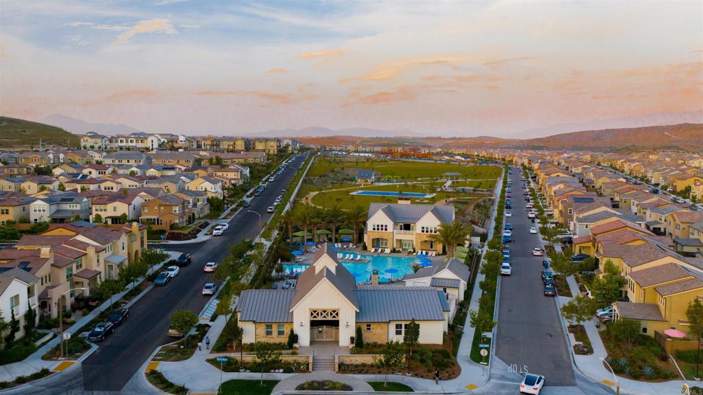 1917 Avenida Echeveria 43