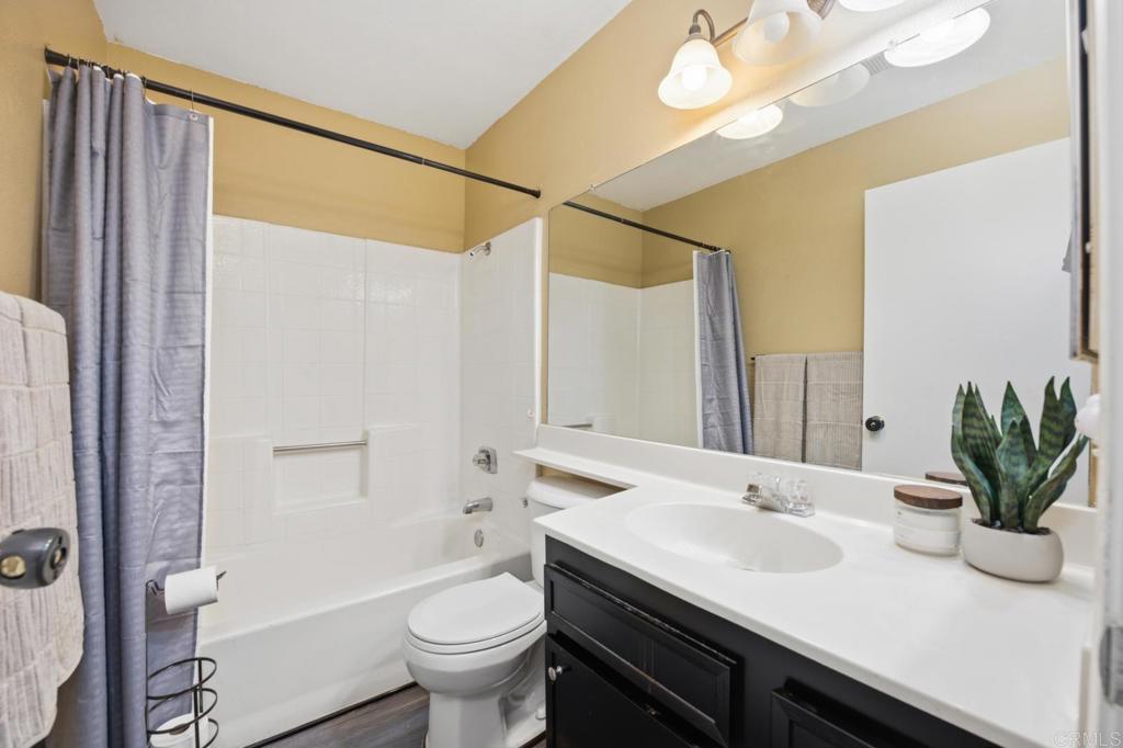 28301 Los Cielos Road