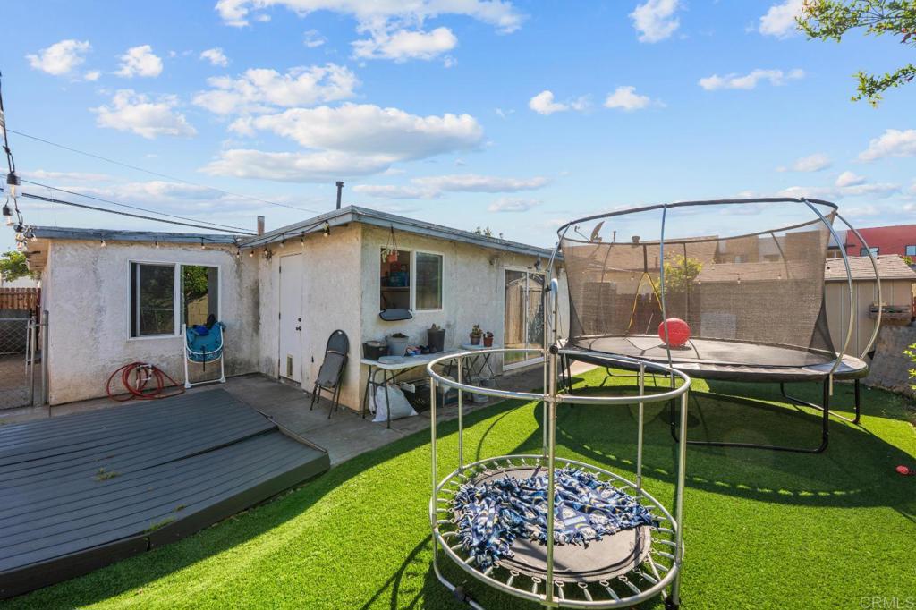 734 Anita Street