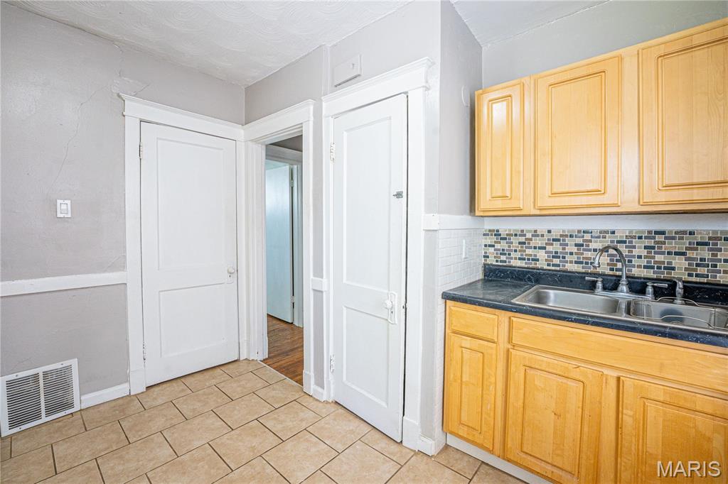1323 Woodland Drive