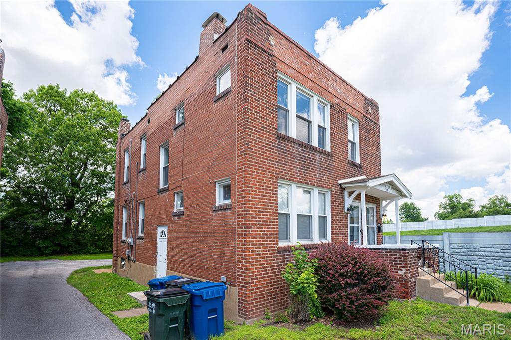 1323 Woodland Drive