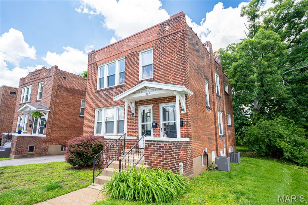 1323 Woodland Drive