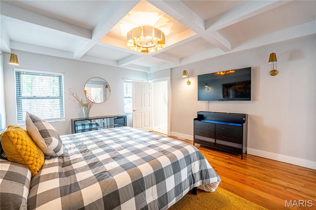 1118 S Laclede Station Road