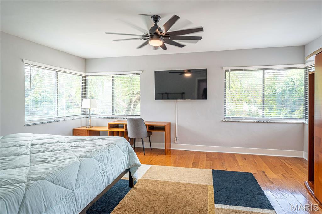 1118 S Laclede Station Road