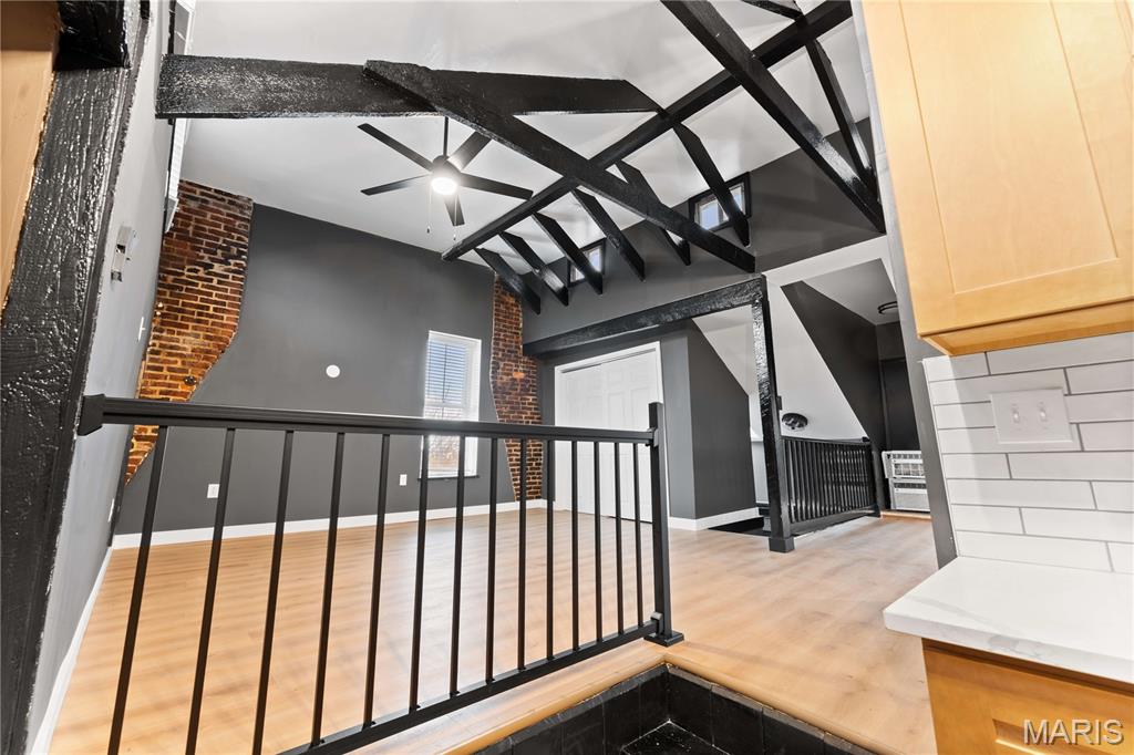 2211 Menard Street Unit: R