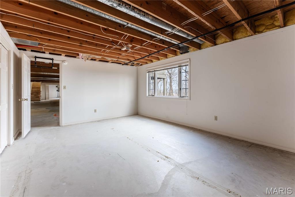 4344 Iron Mountain Bluff