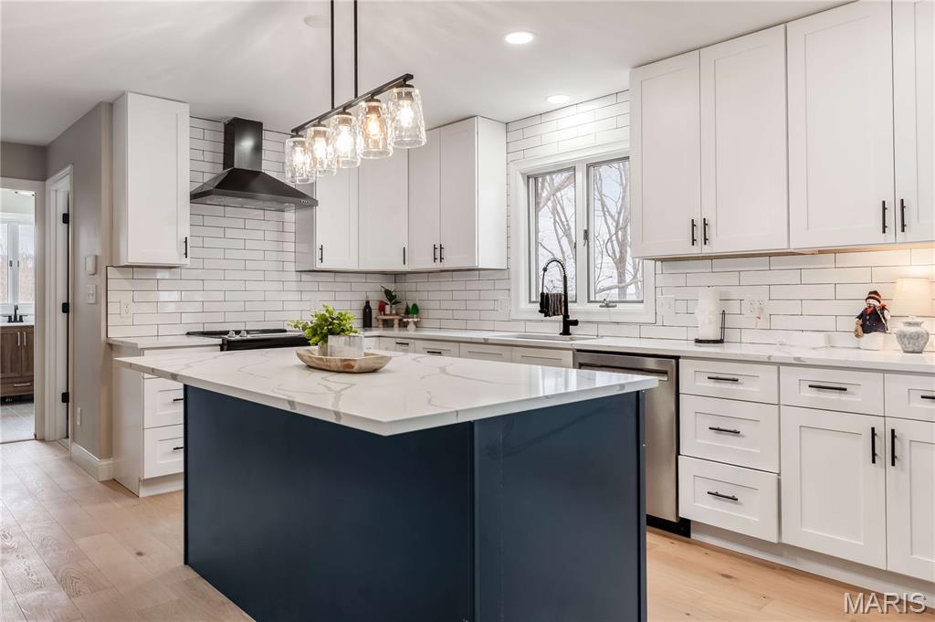 4344 Iron Mountain Bluff