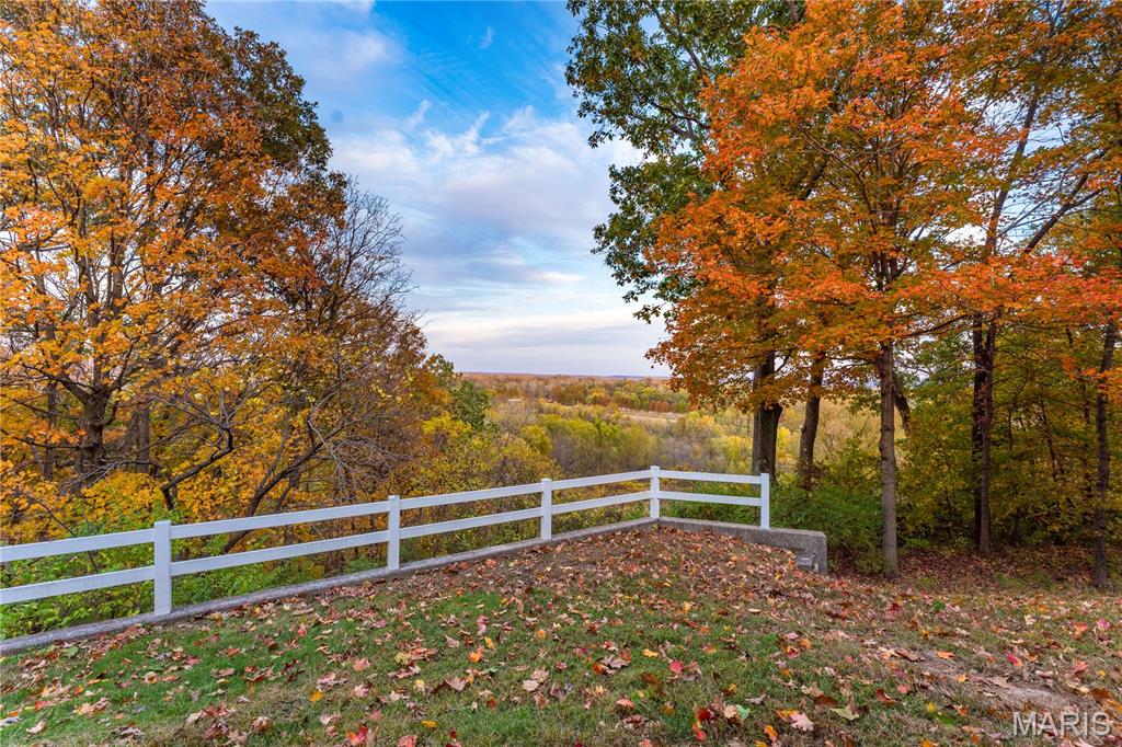 4344 Iron Mountain Bluff