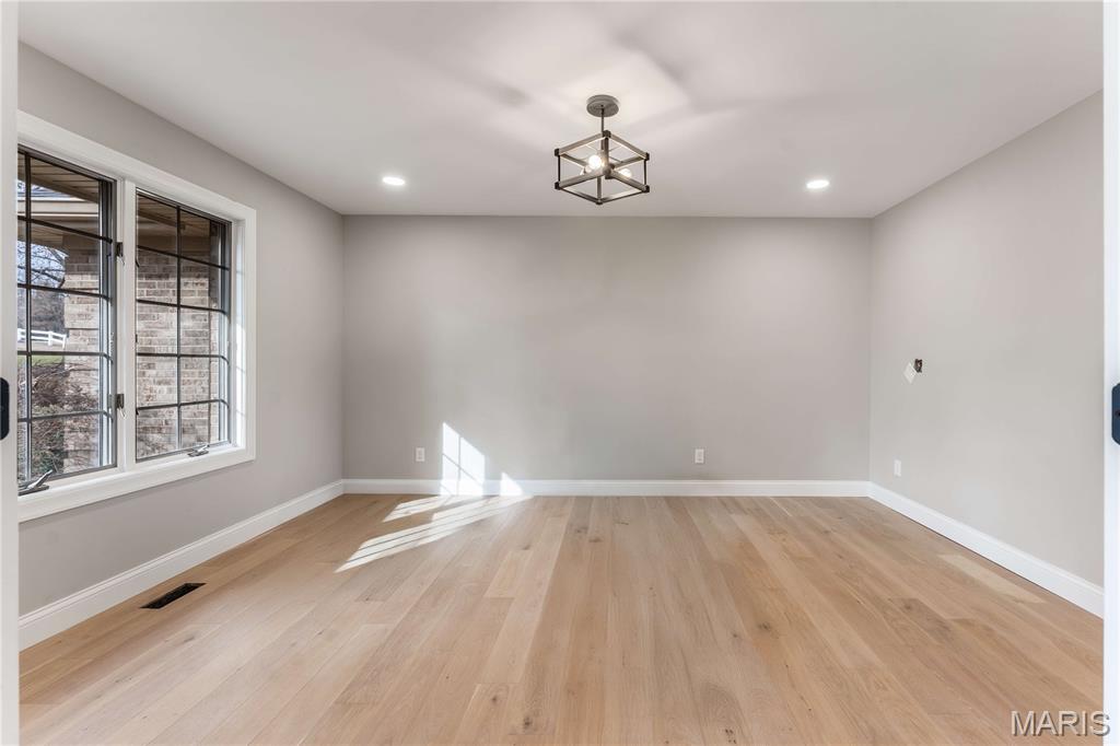 4344 Iron Mountain Bluff