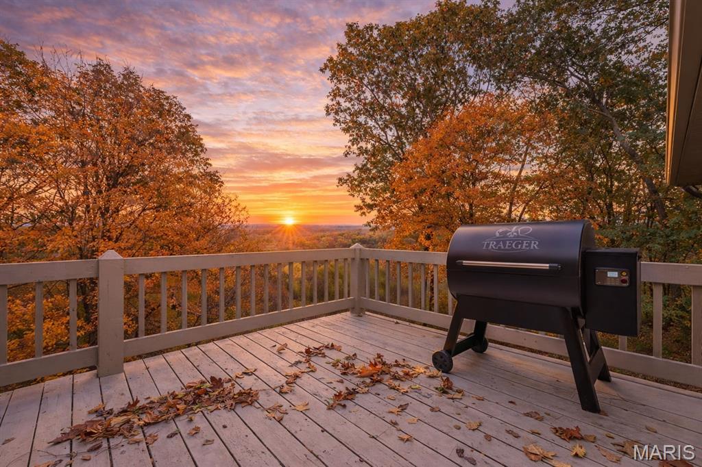 4344 Iron Mountain Bluff