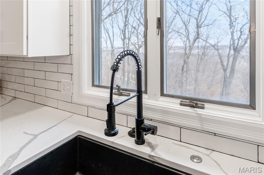 4344 Iron Mountain Bluff