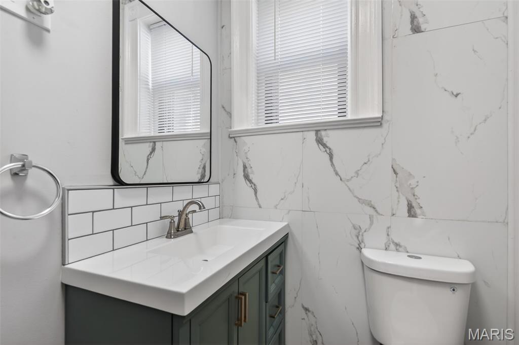 7904 Pennsylvania Avenue