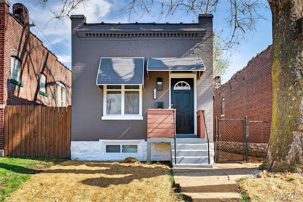 7904 Pennsylvania Avenue