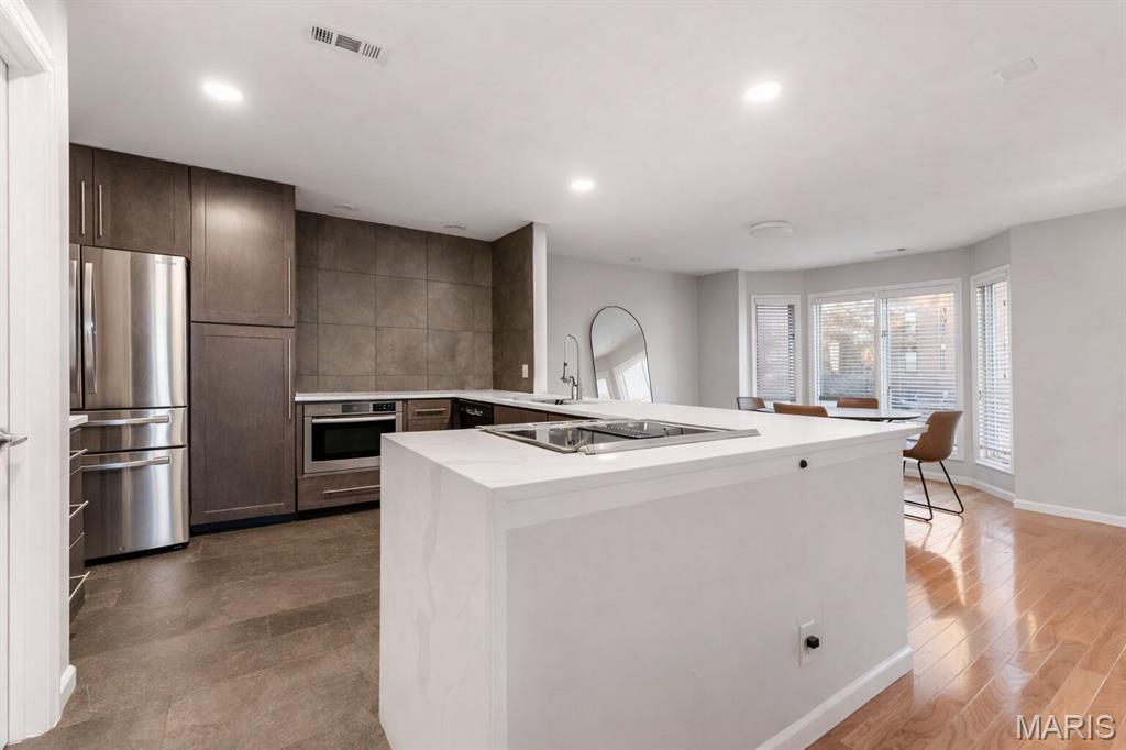 445 Clara Avenue Unit: 24