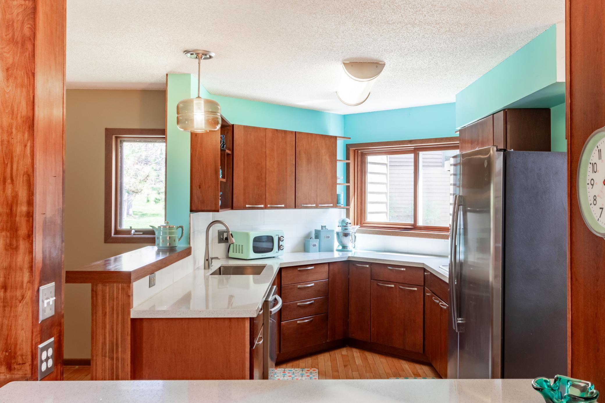1345 Spencer Road W