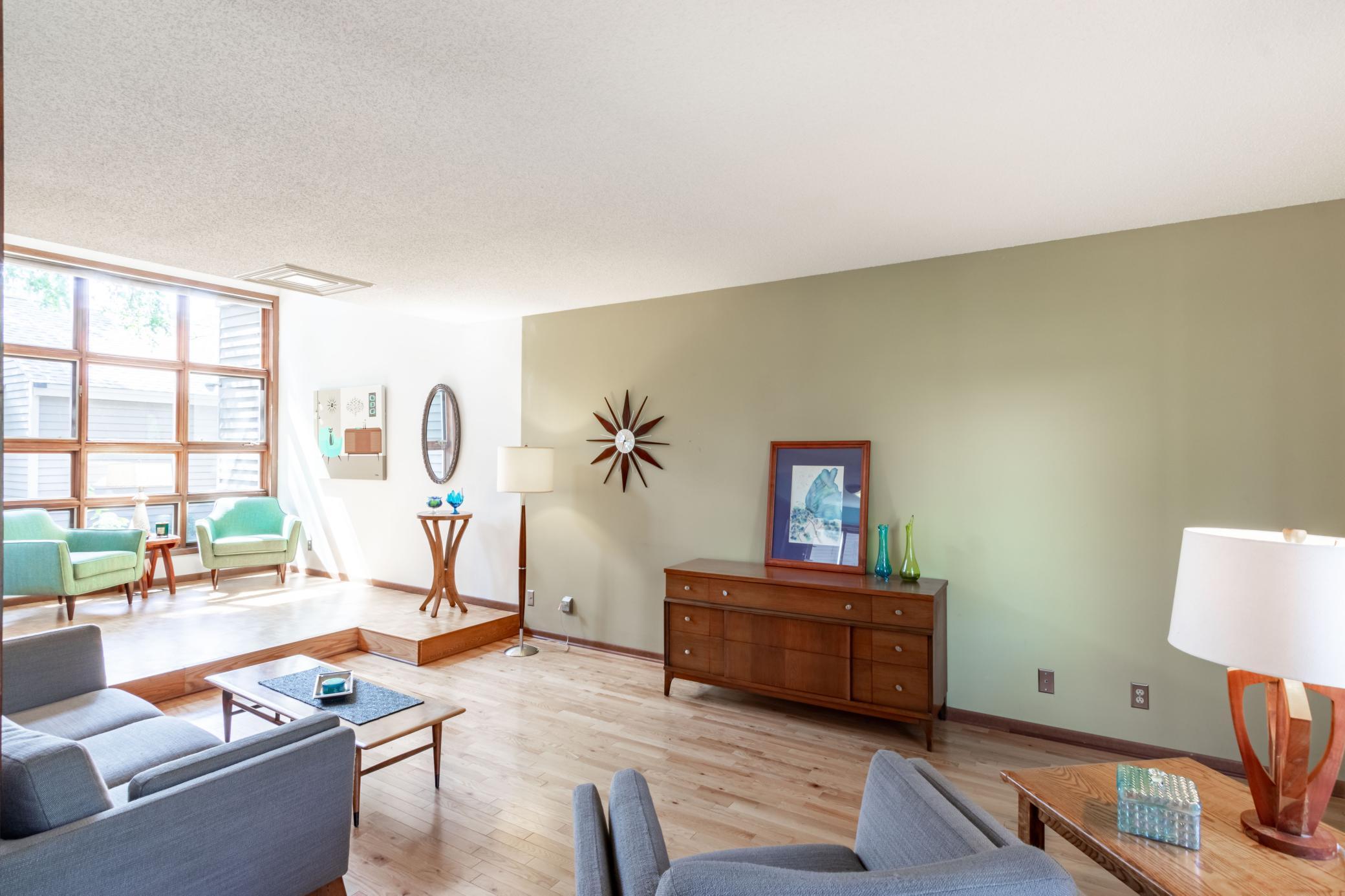 1345 Spencer Road W