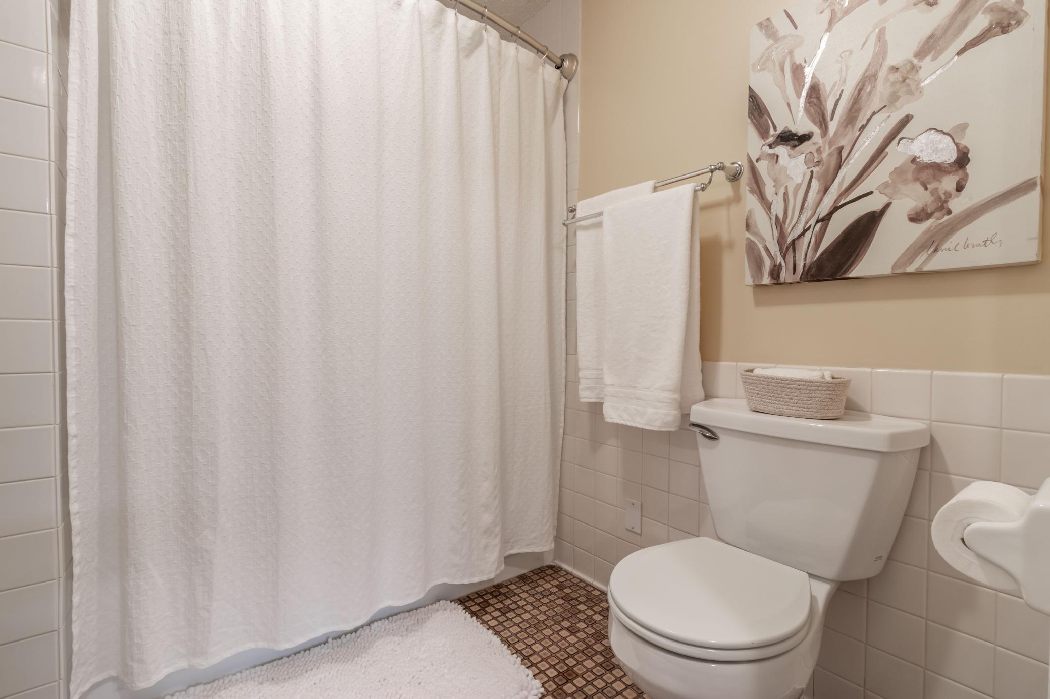 6612 Kenney place Way