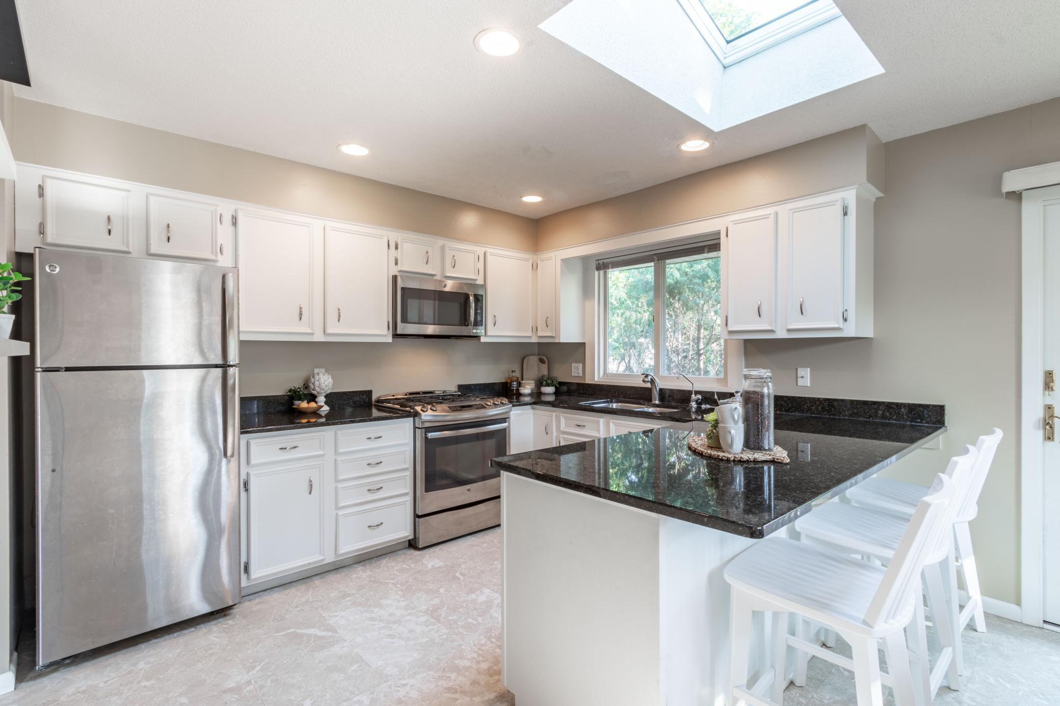 6612 Kenney place Way