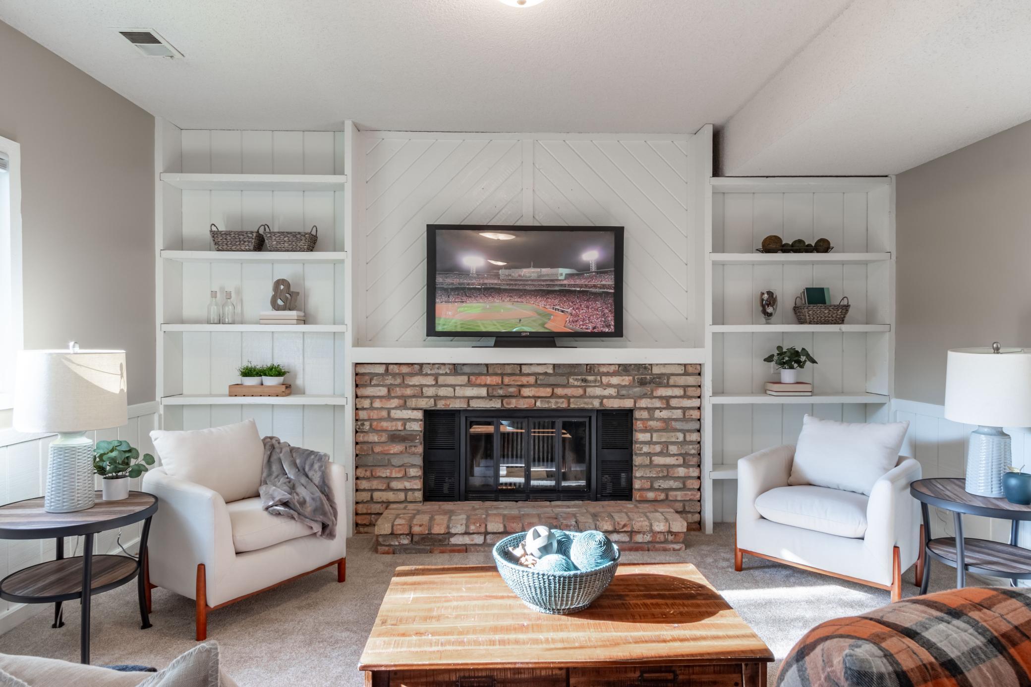 6612 Kenney place Way