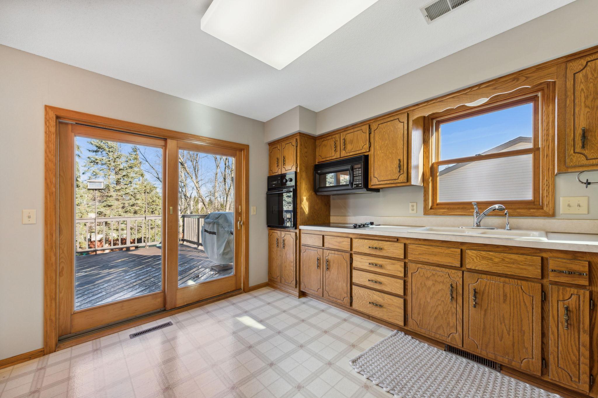 528 Wedgewood Drive