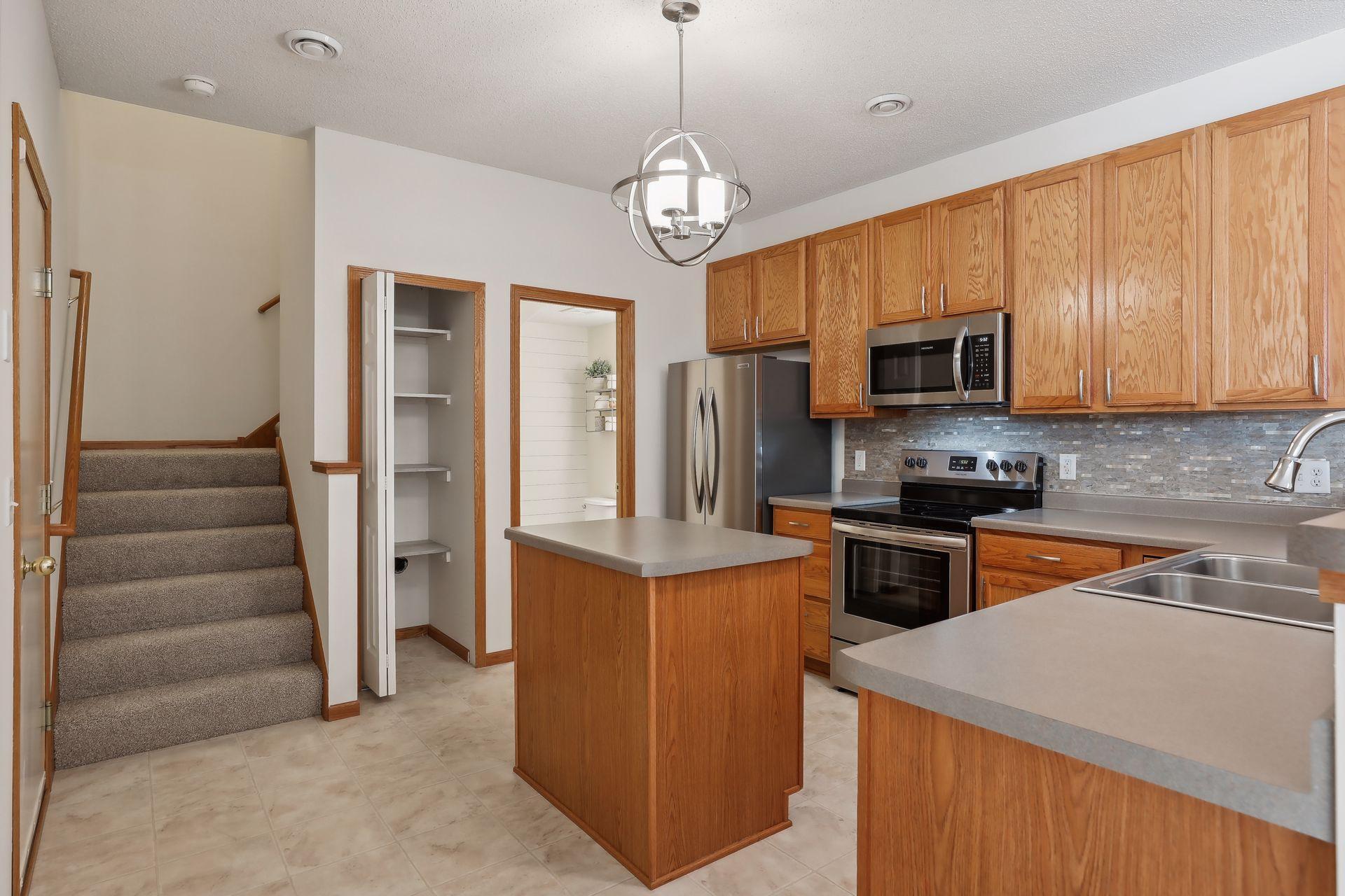 376 Frederick Circle Unit: 306