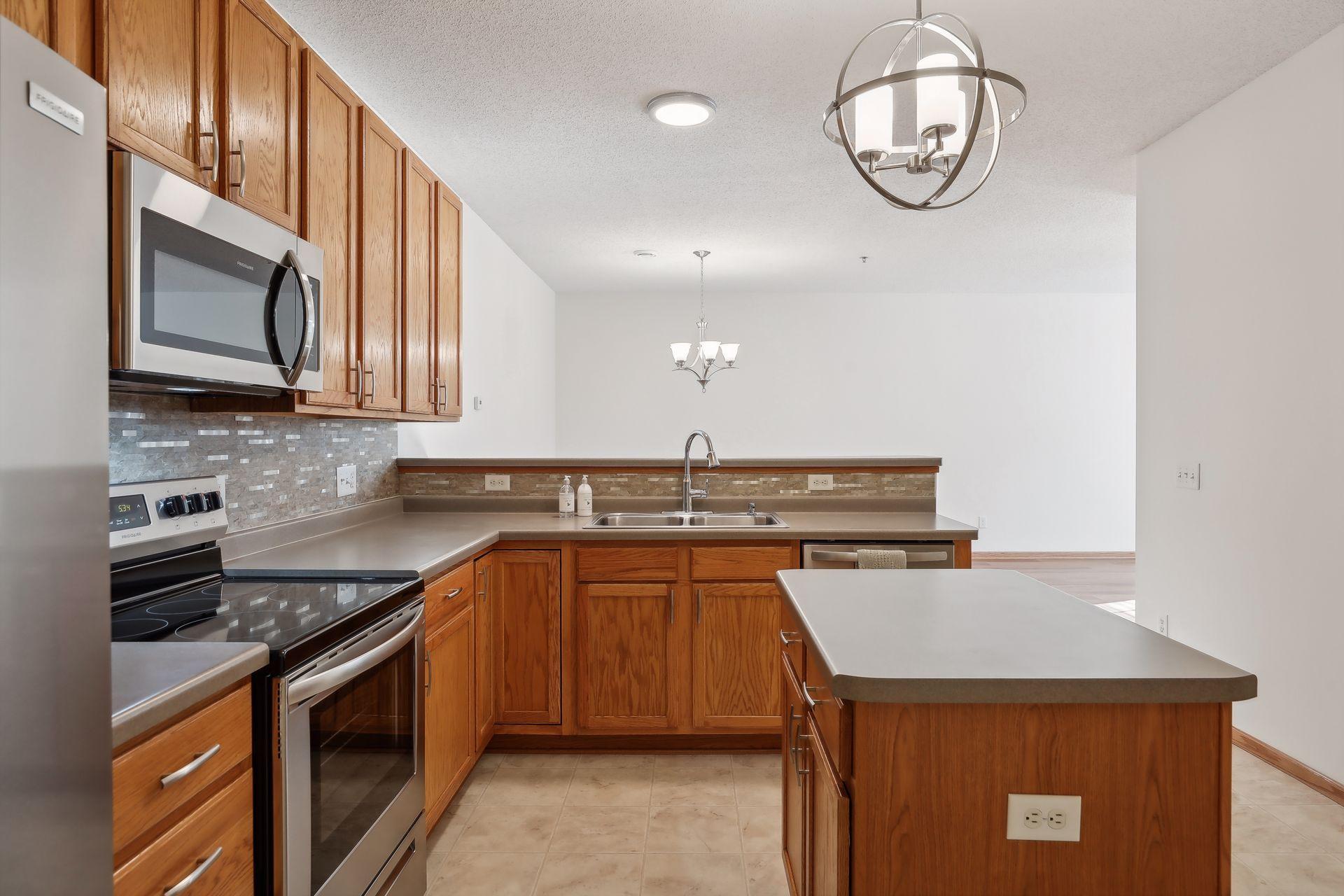 376 Frederick Circle Unit: 306