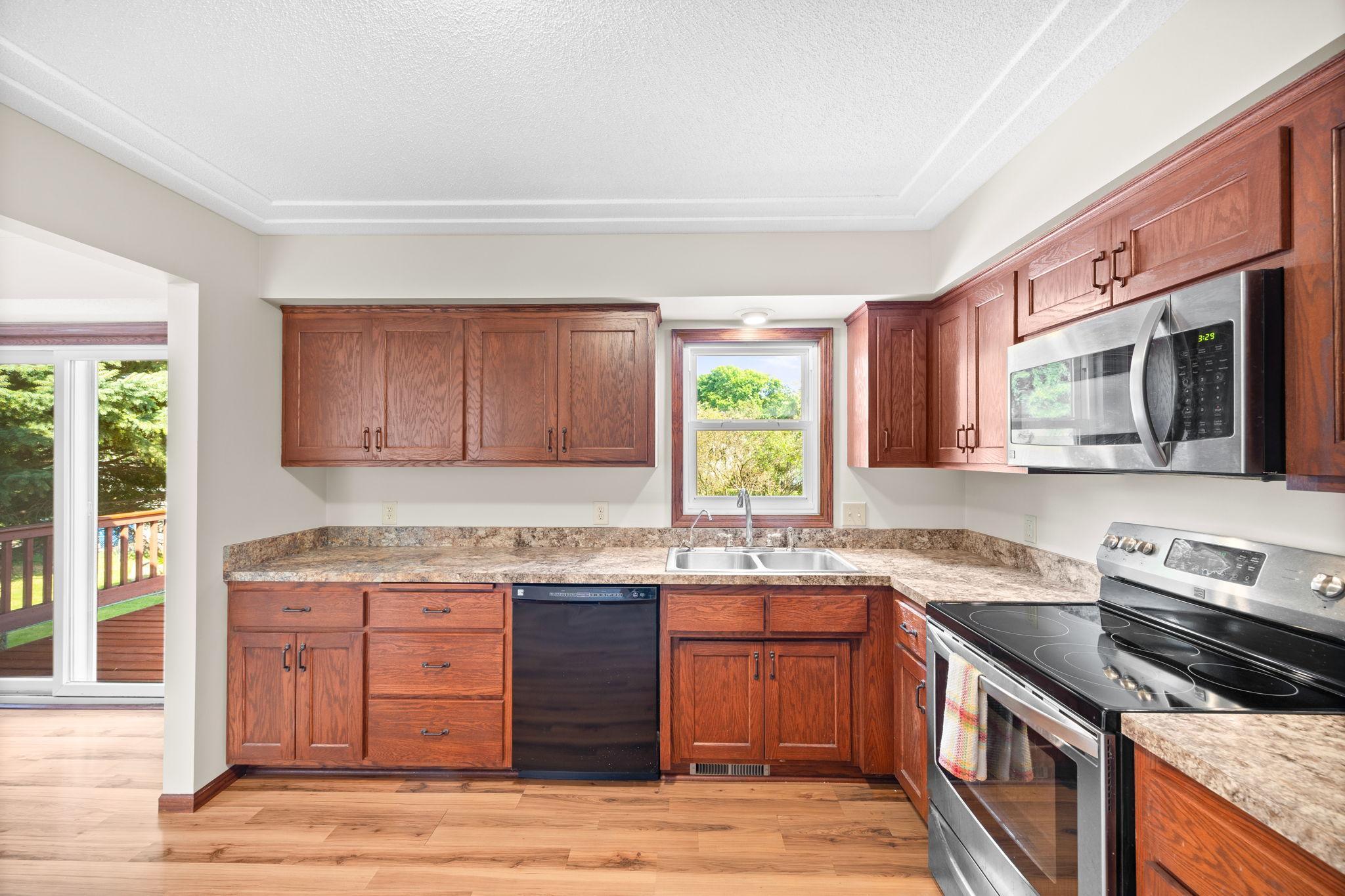 9174 Kirkwood Lane N