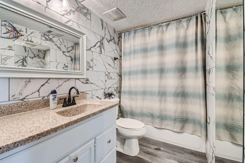 6423 Colony Way Unit: 2H