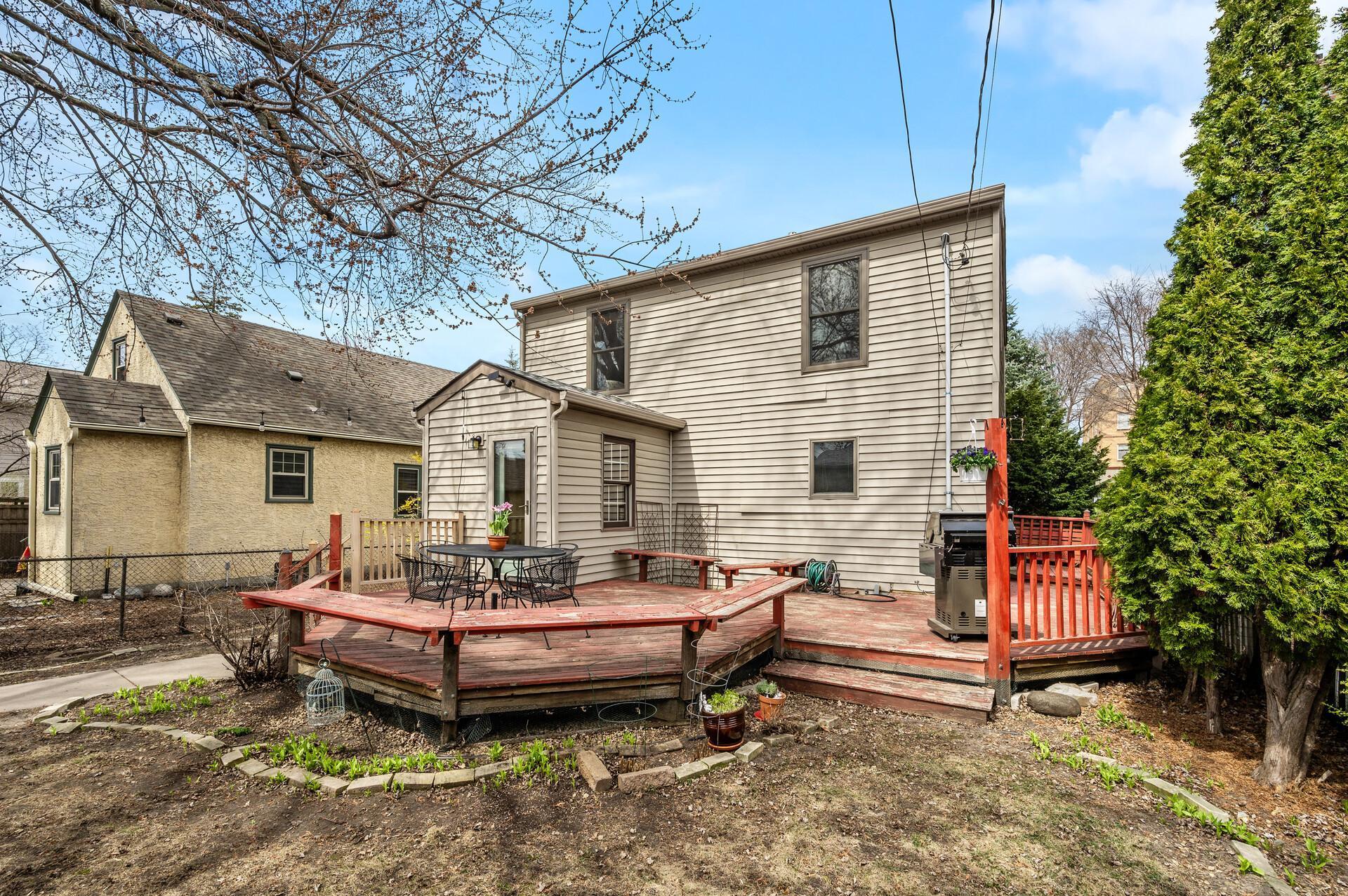 1602 Juno Avenue