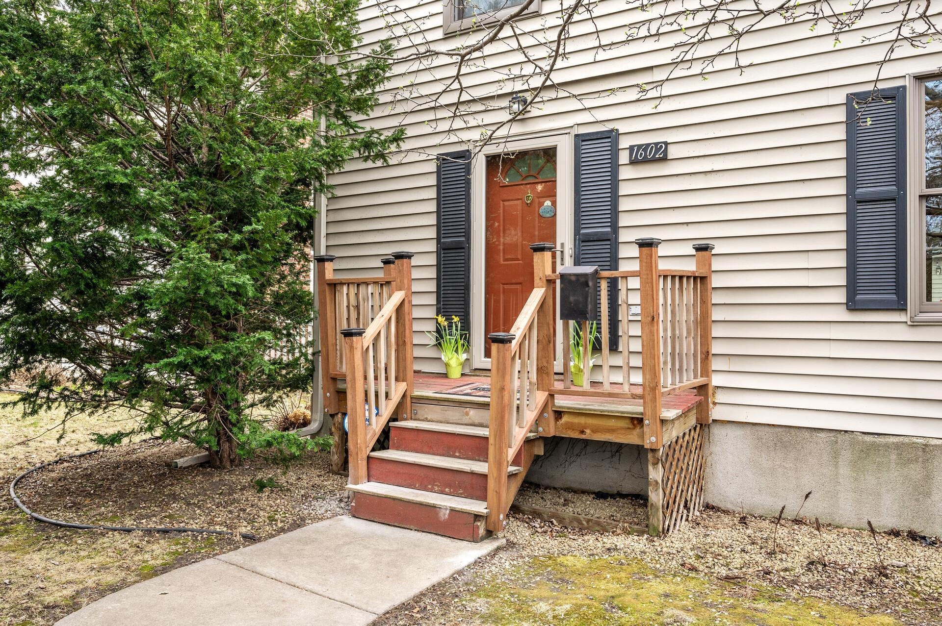 1602 Juno Avenue