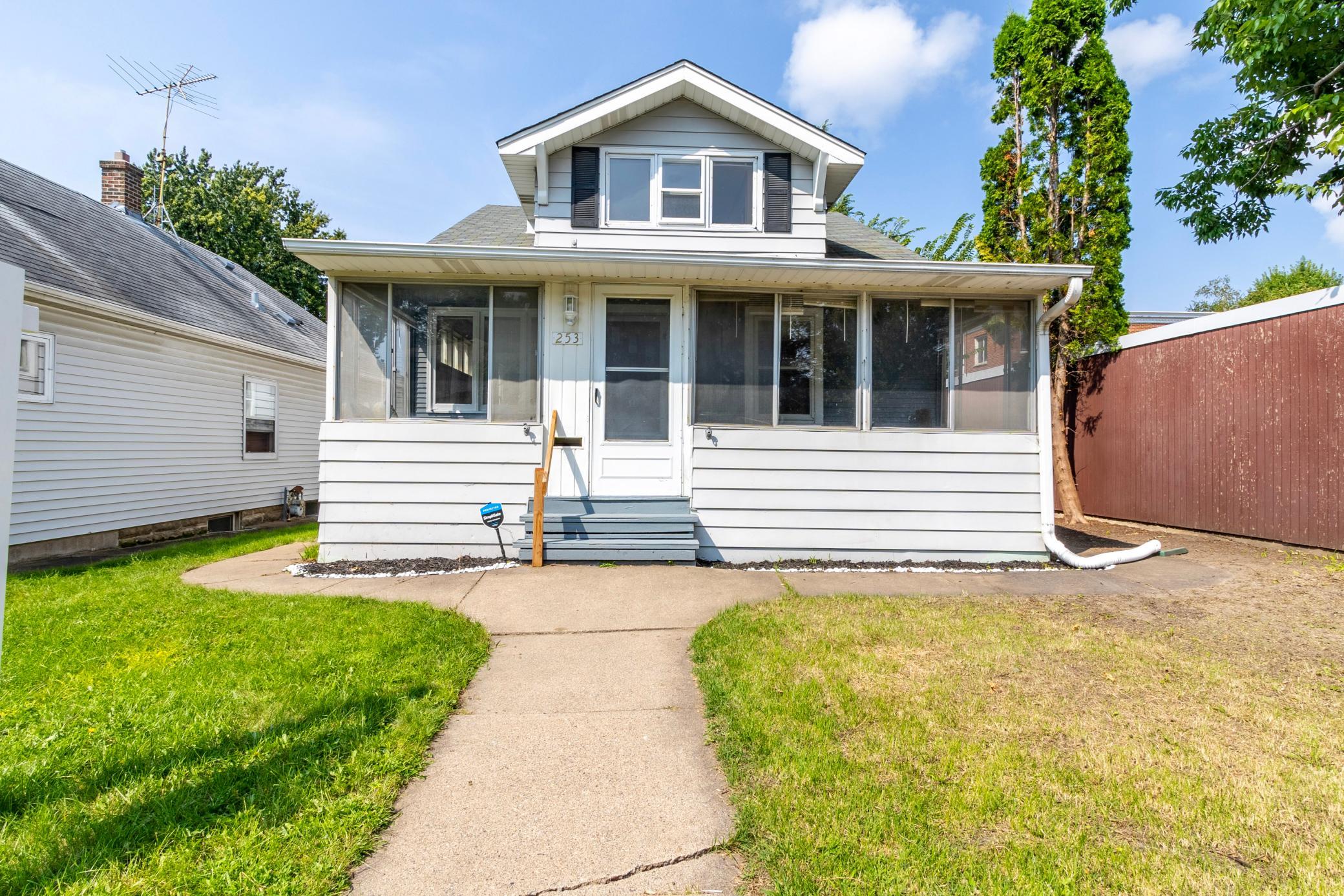 253 Warwick Street