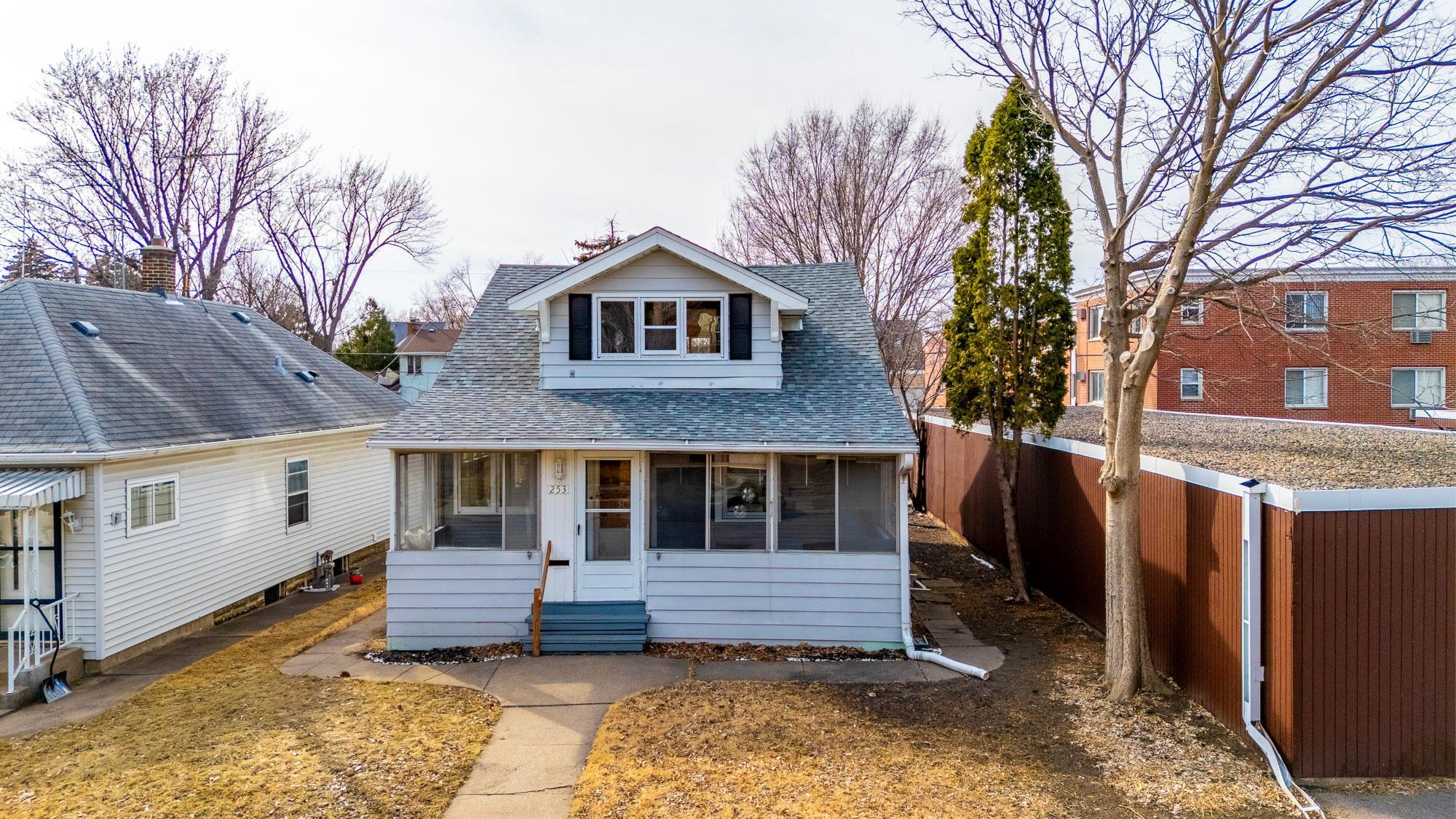 253 Warwick Street