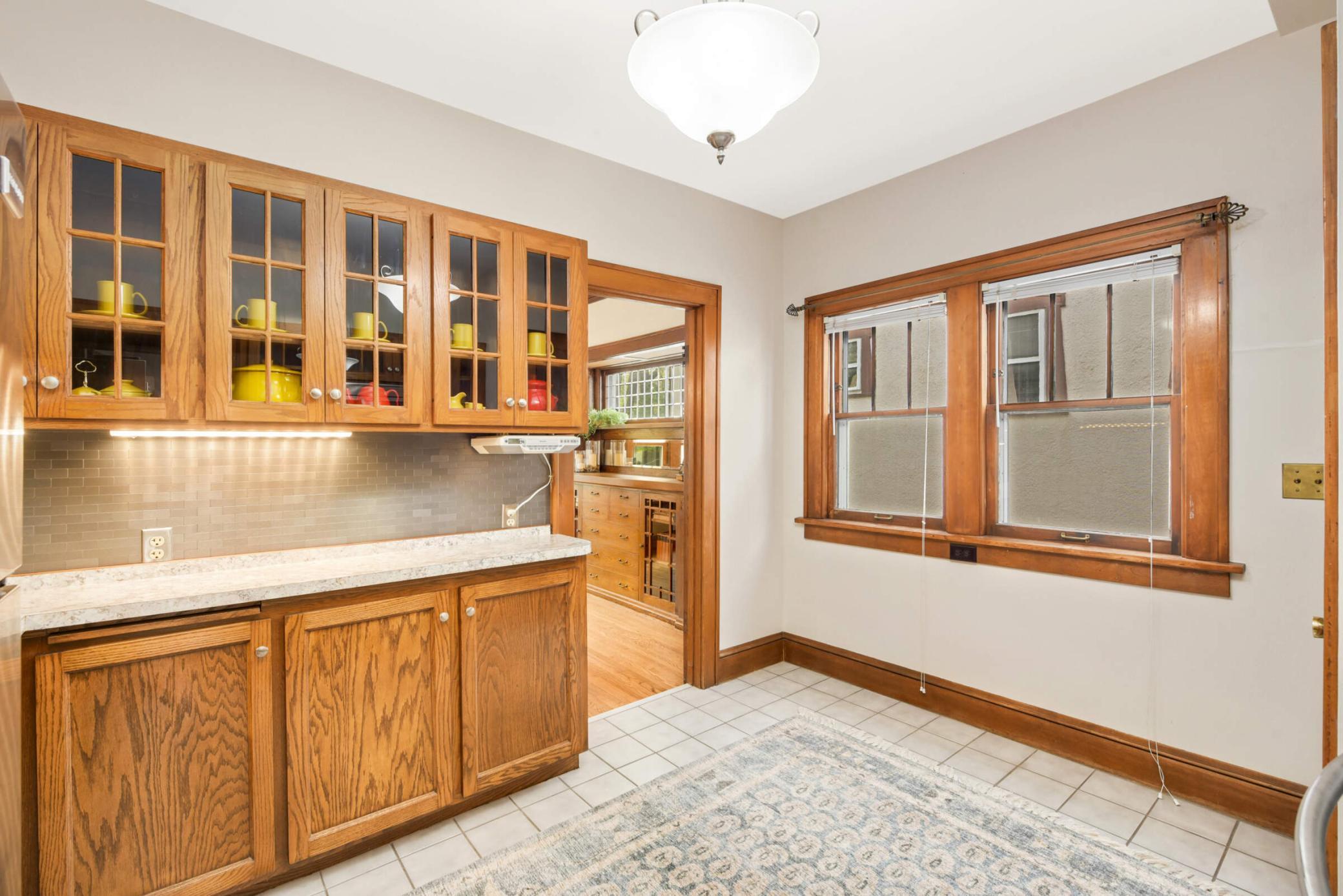 3819 Russell Avenue N