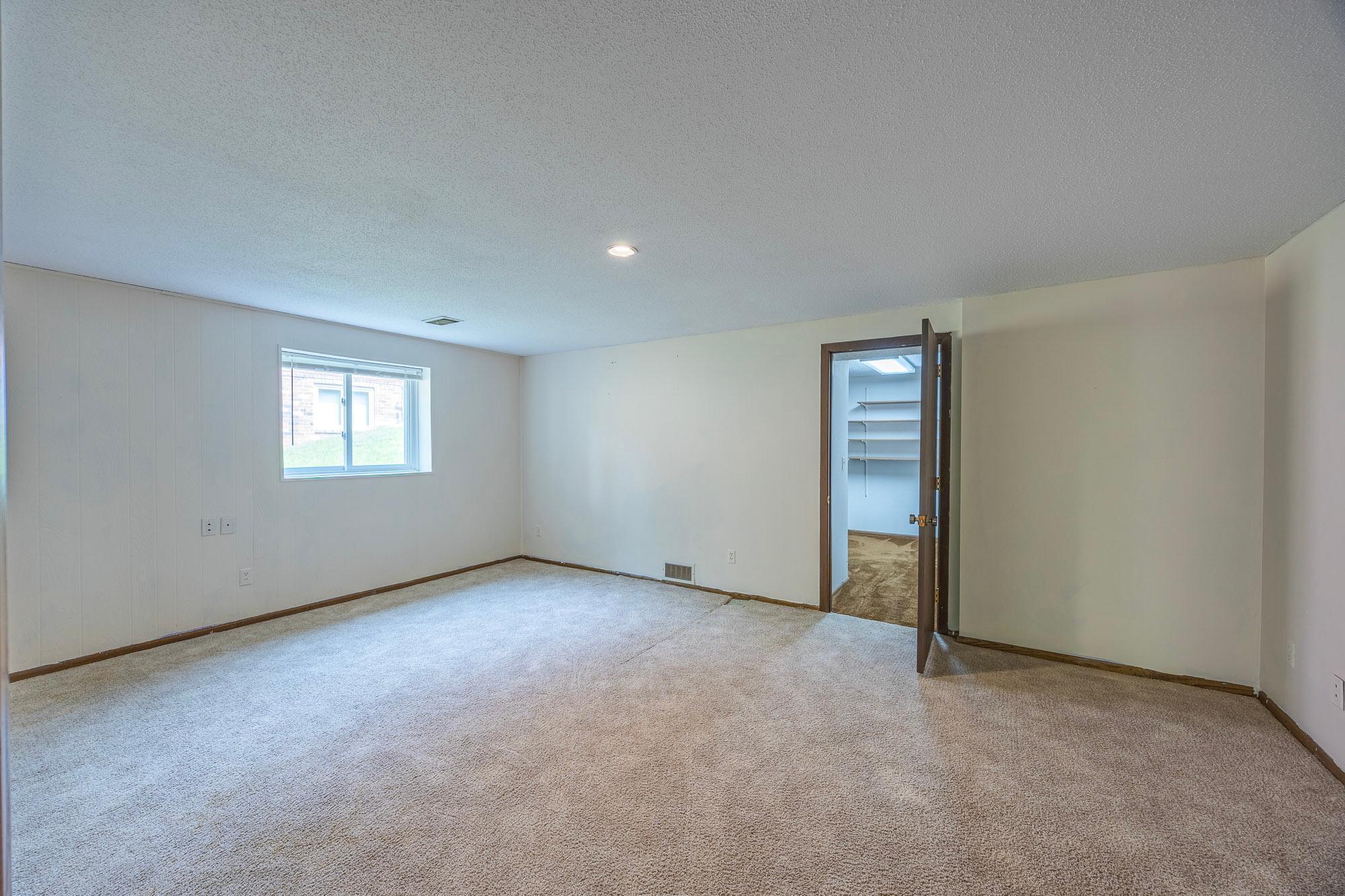 14140 Vale Court