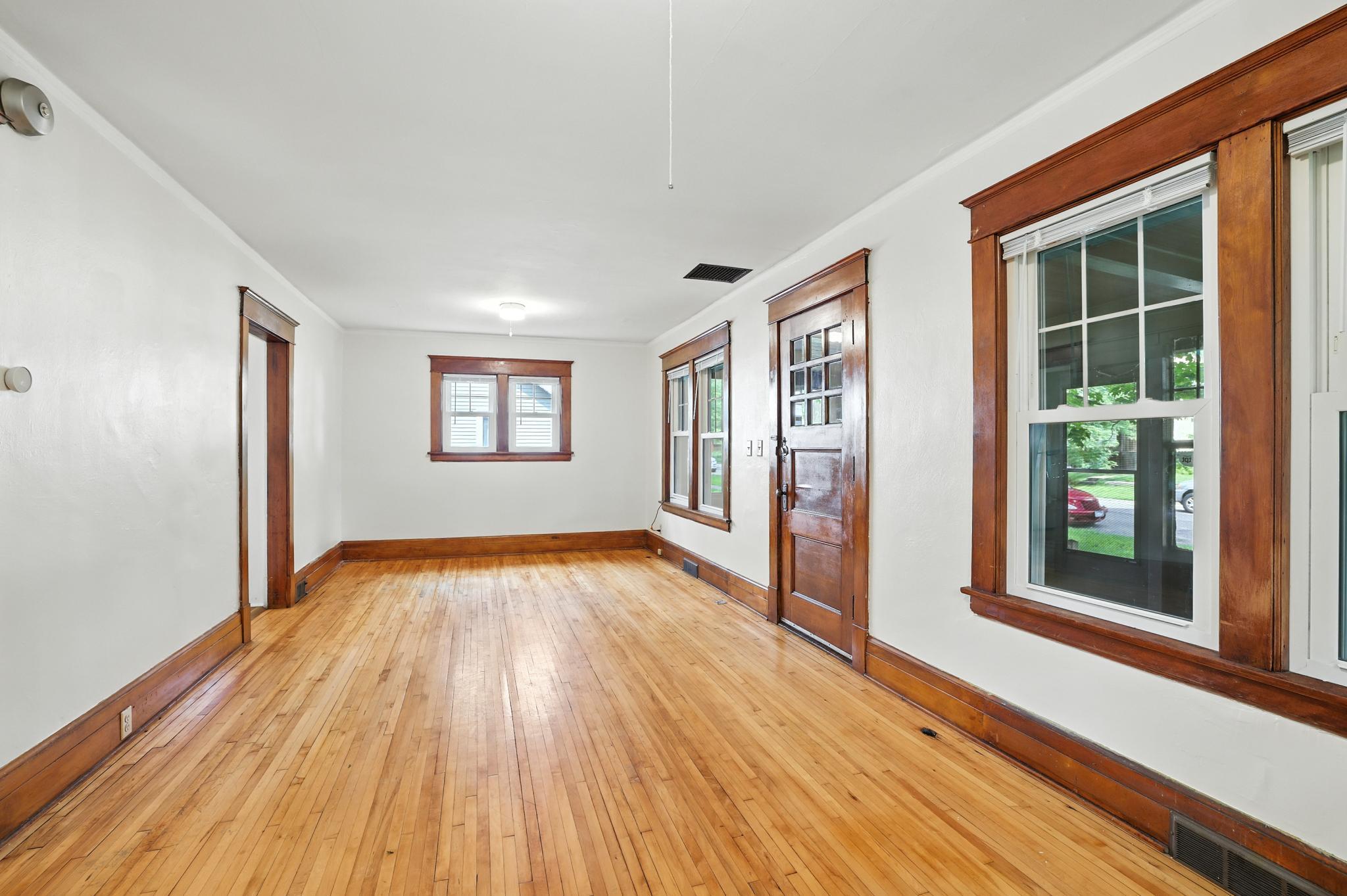 1050 Sherburne Avenue