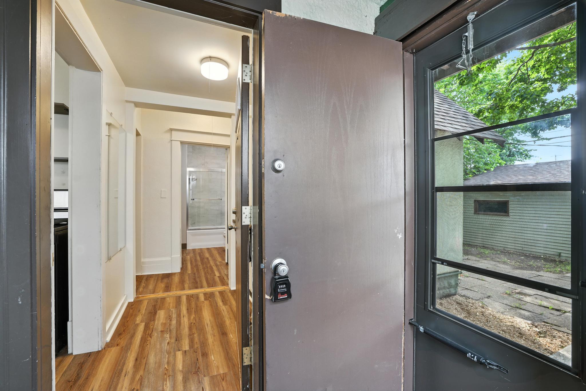 1050 Sherburne Avenue