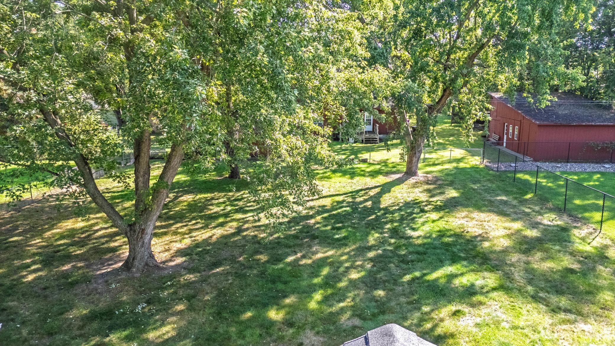 1913 E 86 1/2 Street