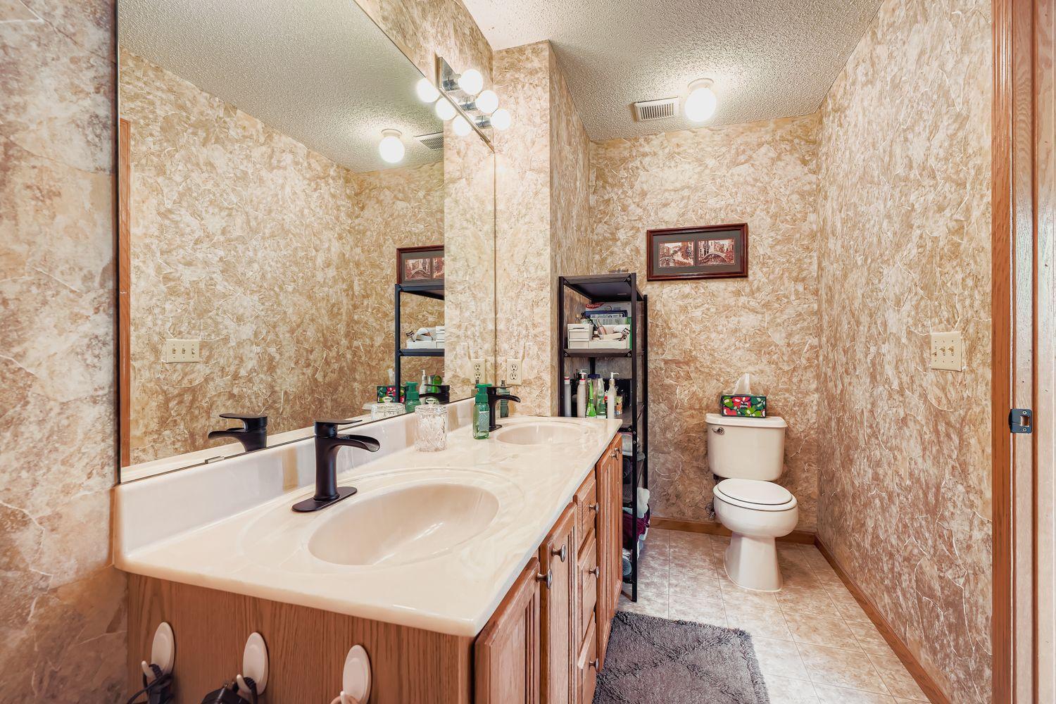 16943 Hopewell Court