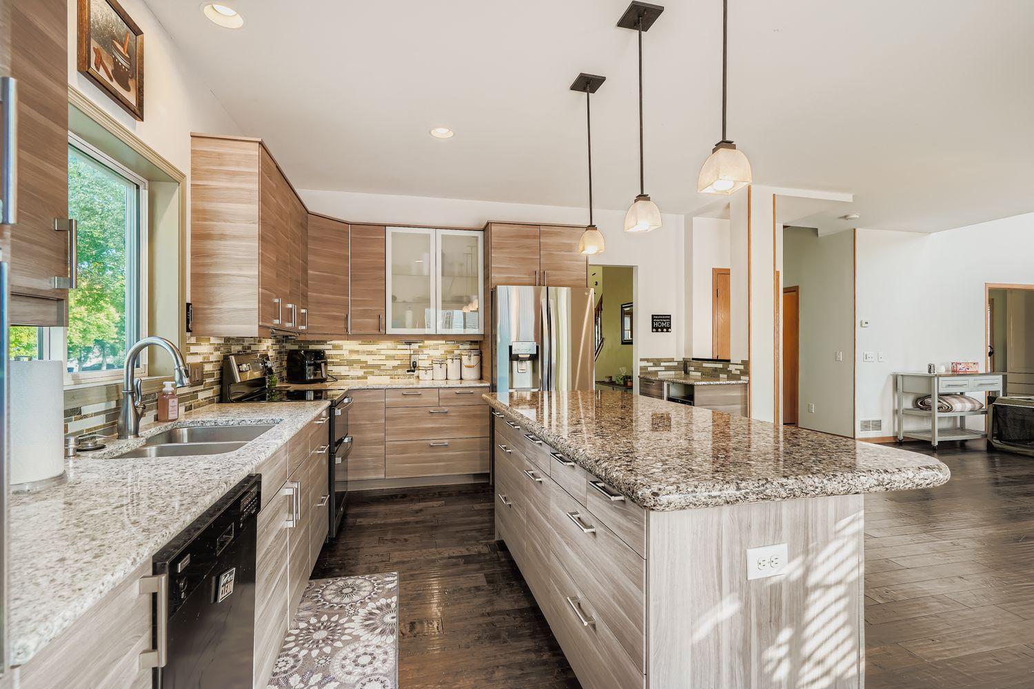 16943 Hopewell Court