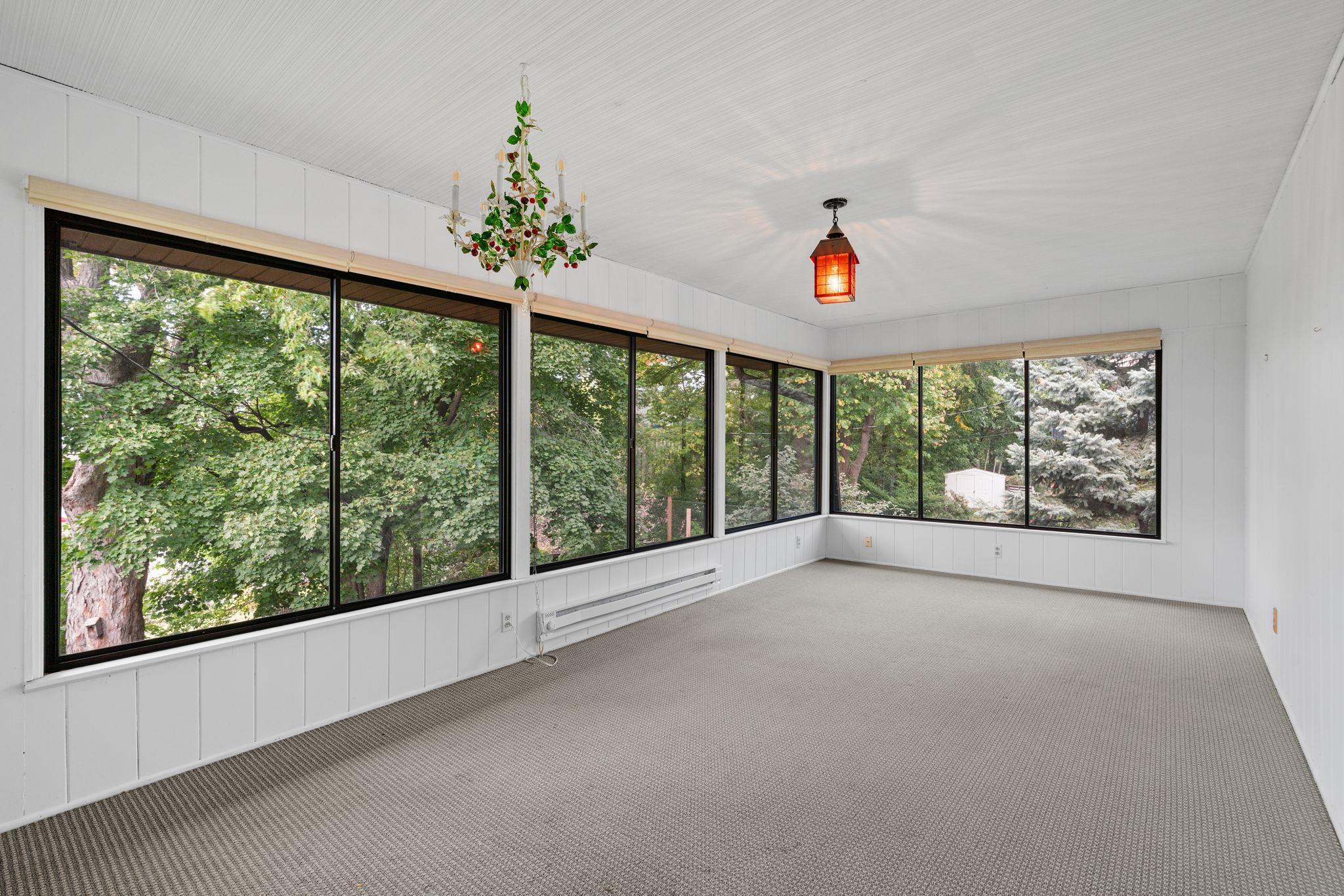 5246 Fillmore Street NE